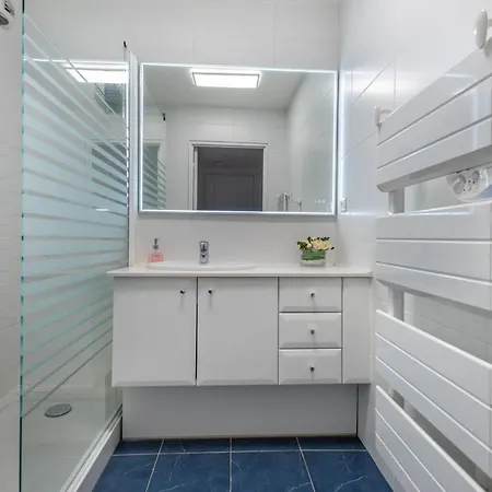 Heart Of Nice- Modern Elegant 2br Flat Big Terrace Διαμέρισμα Νίκαια