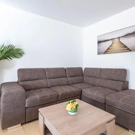 Heart Of Nice- Modern Elegant 2br Flat Big Terrace Διαμέρισμα *
